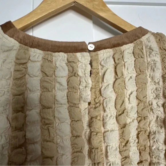 VOY puff textured blouse in beige tan cream short sleeve Large fun unique new - Picture 9 of 14